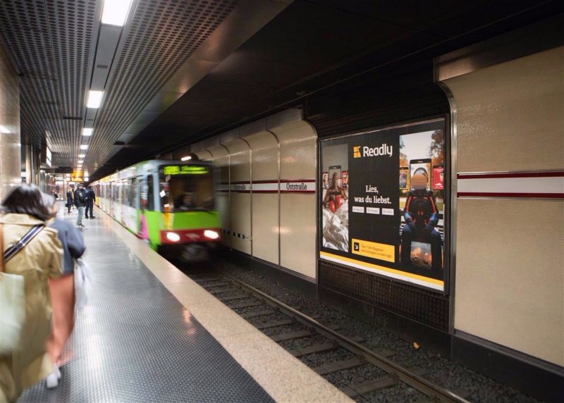 U-Bf Oststr., HGL 1, Ri. H-Heine-Allee, 4. Sto.