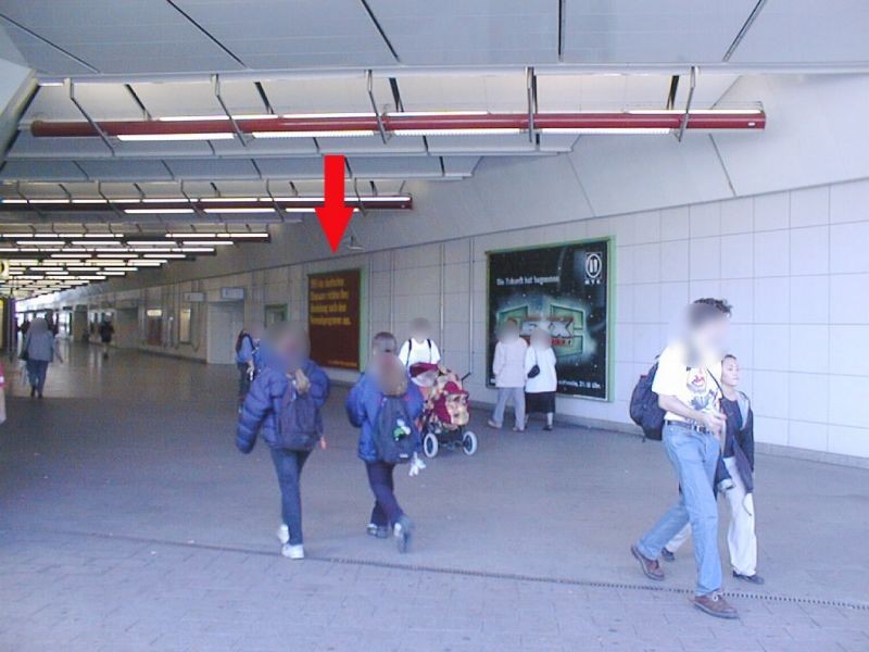 Hbf, Nordpassage, re. v. Zugang, Gleis 1, 2. Sto.