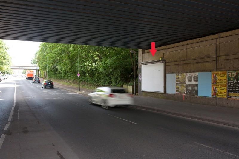 Borbecker Str./DB-Brücke/saw. li.