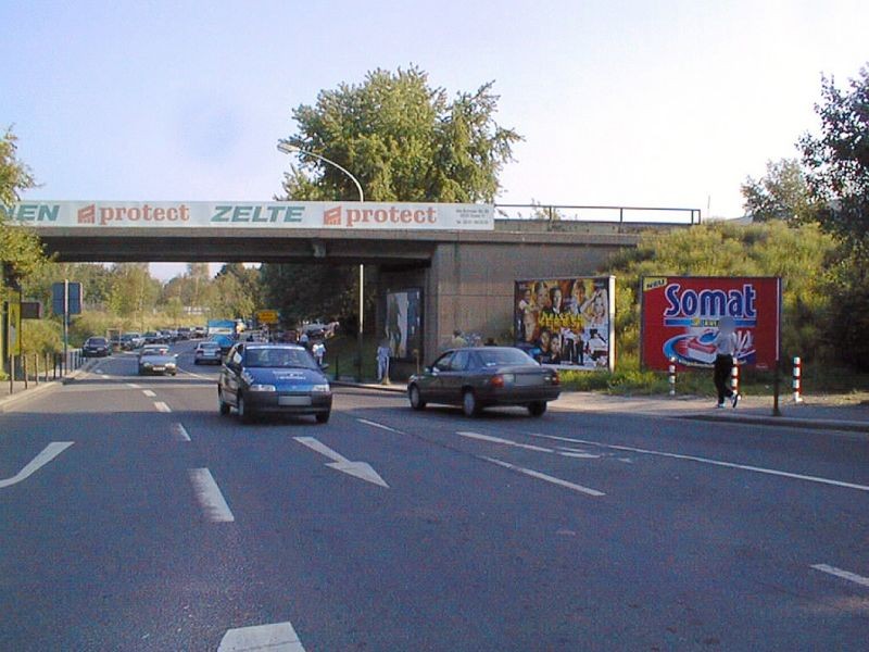 Sulterkamp/Nh. Bottroper Str./vor DB-Brücke re.