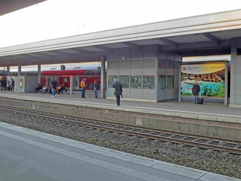 Hbf, Bstg., Gl. 6, Nh. Osttunnel, 2. Sto.
