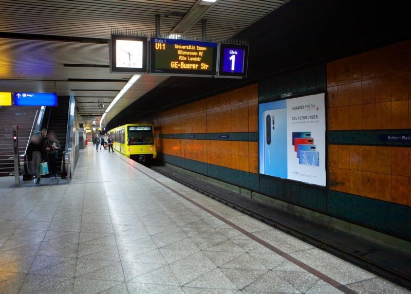 U-Bf Berliner Platz, Bstg., Gleis 1, 2. Sto. HGL
