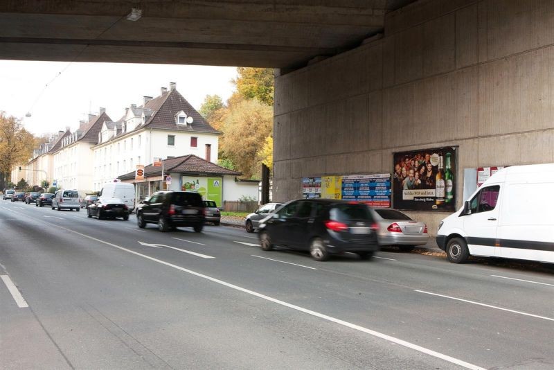 Düsseldorfer Str.,DB-Brücke, Ostseite