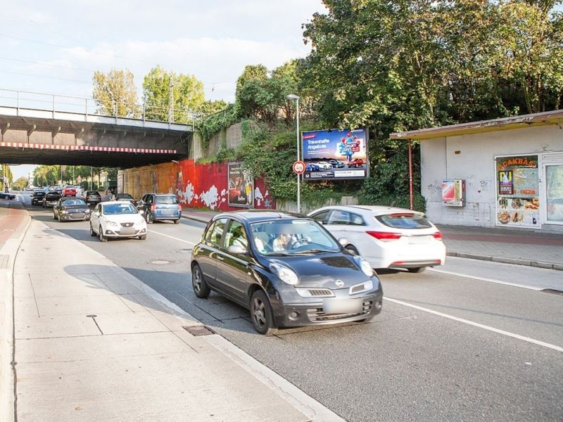 Homberger Str., Bf, links neb. Kiosk