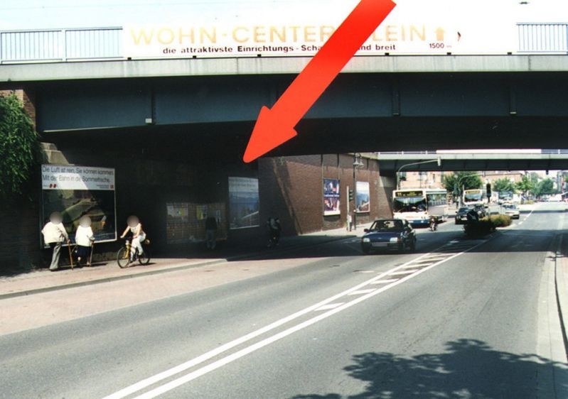 Josef-Schregel-Str./Ufg./2. Sto.