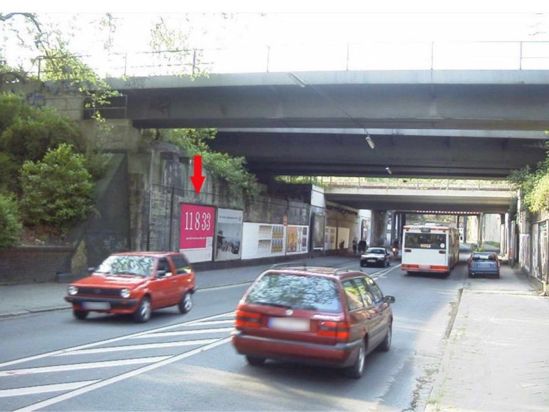 Ückendorfer Str./Bahn-Ufg. li./Ri. Altstadt