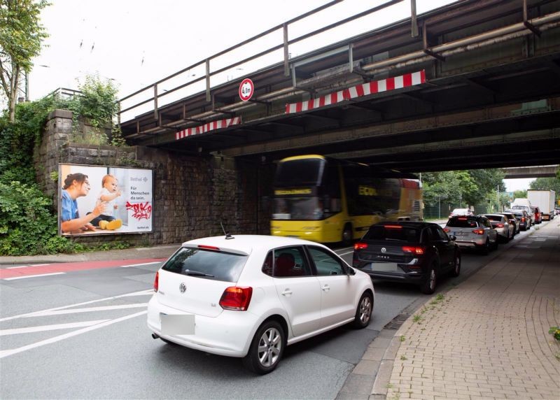 Gütersloher Str.,vor Ufg., Seite AmPresswerk