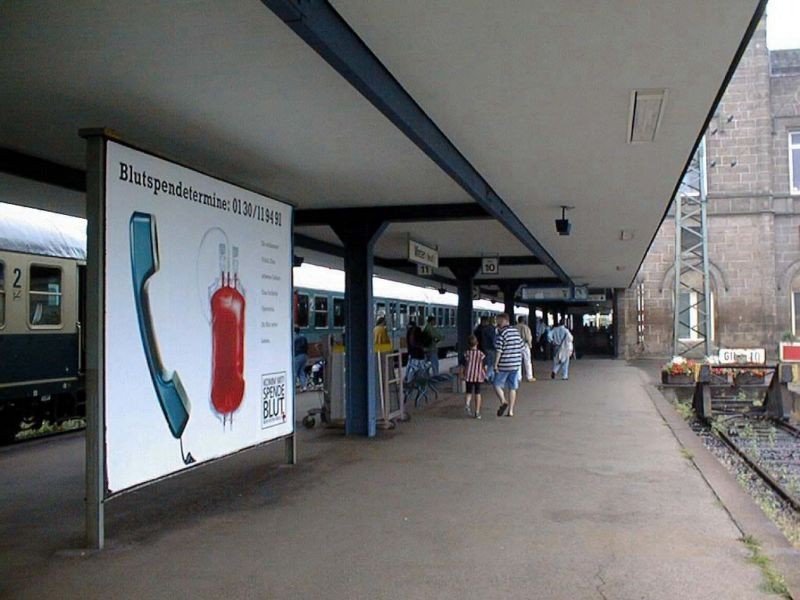 Bf, Bahnsteig, Gleis 10