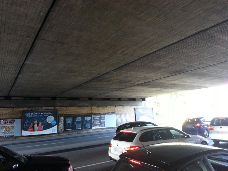 Berliner Str./Ottostr./Ufg./FR Fr.-Lueg-Str./mi.