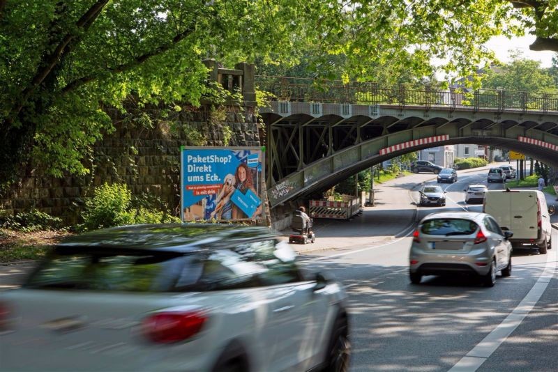 Hochofenstr./Ri. Hörder Bahnhofstr./vor Ufg. li.