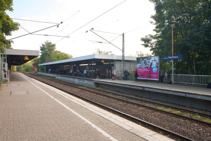 S-Bf Stadthaus, Bstg. Gleis 1, 2. Sto.