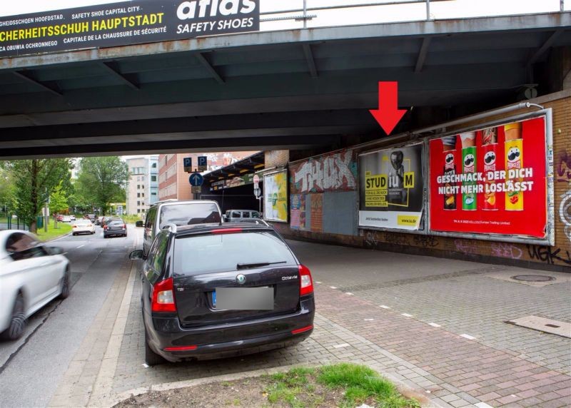 Märkische Str./Bahn-Ufg./OS/2. Sto.