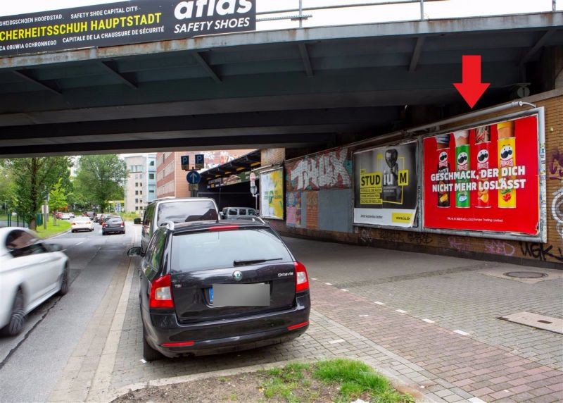 Märkische Str./Bahn-Ufg./OS/2. Sto.