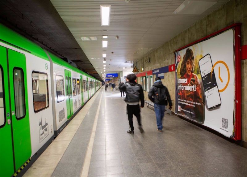 S-Bf Universität, Bstg., Gleis 1