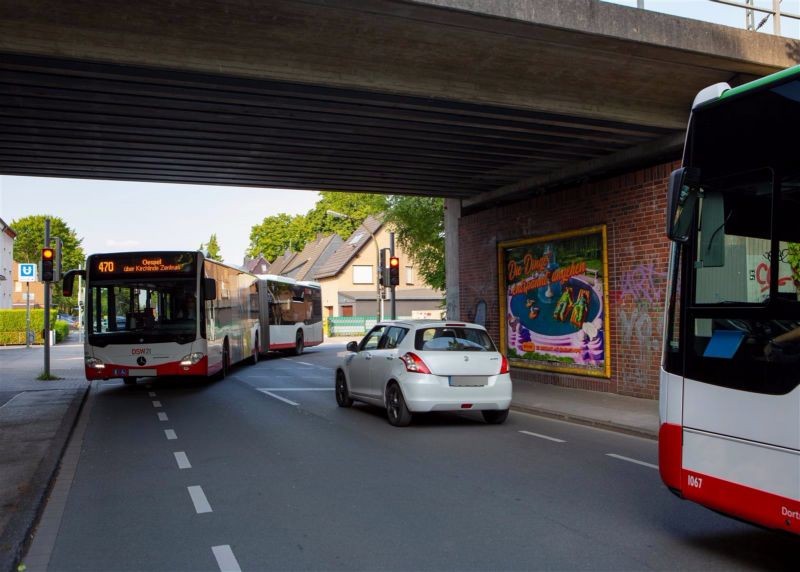 Westerfilder Str./geg. Zug. S-Bf /Bahn-Ufg.