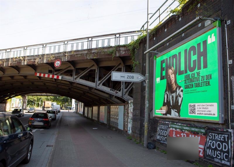 Unionstr./zw. den Ufg./li. neb. Aufg.