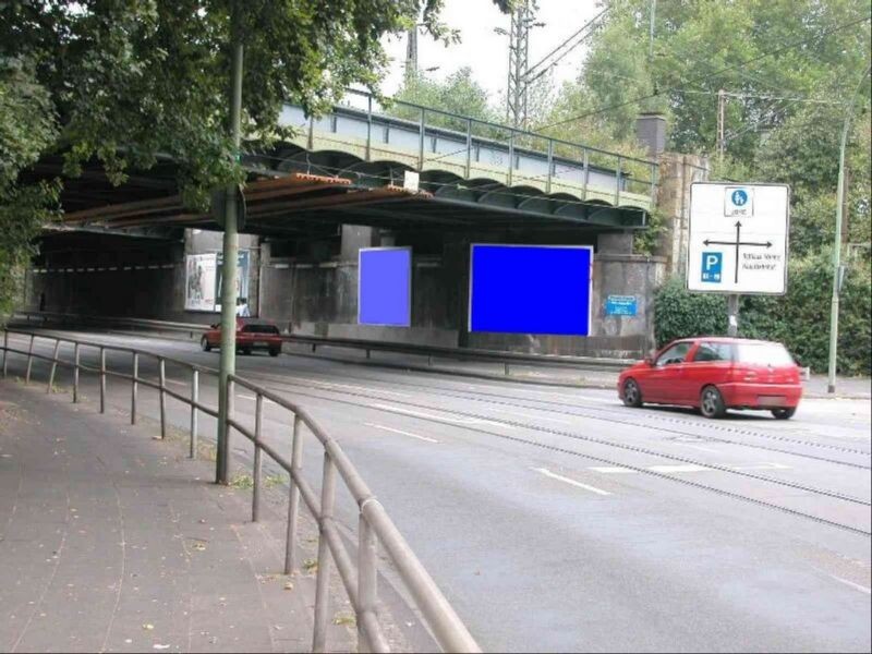 Hauptstr./Nh. Ulmenstr./Bahn-Ufg.