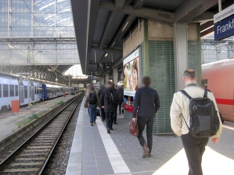 Hbf, Bstg., Gl. 19, 2. Sto.