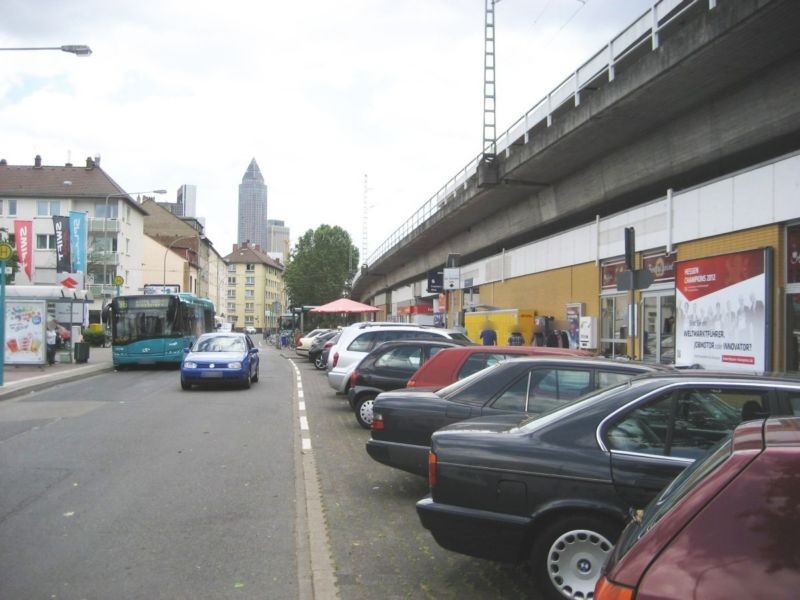 S-Bf West,Kasseler Str,am EG,re. vom Eing.
