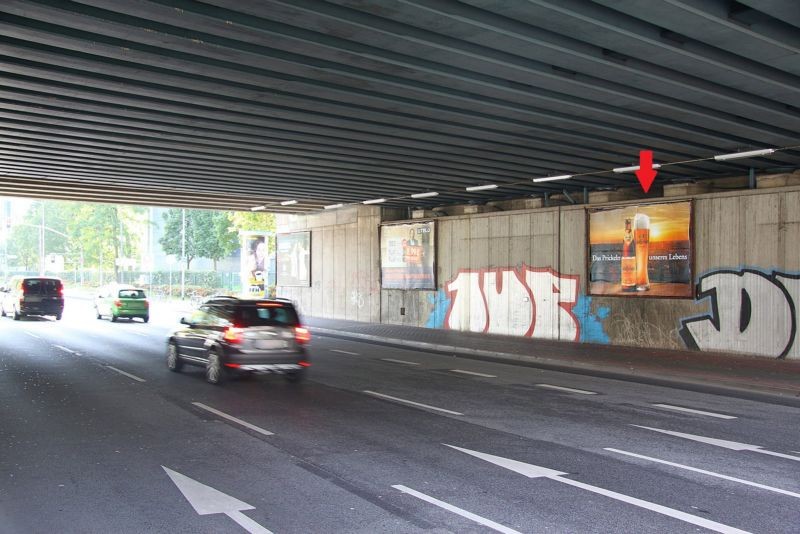 Theodor-Heuss-Allee/Ufg. sew., 3. Sto.