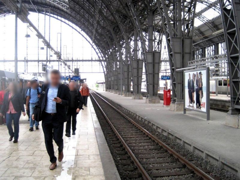 Hbf, Zw.-Bstg., Gleis 21, Abschnitt B,