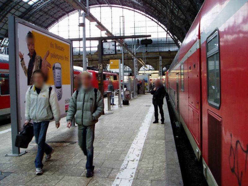 Hbf, Bstg., Gleis 16