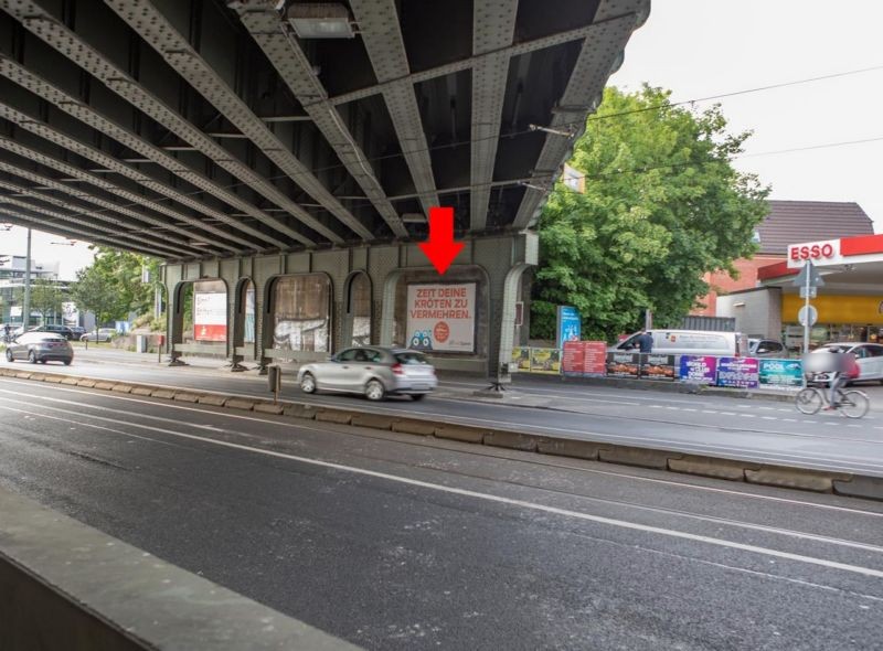 Mainzer Landstr 378 li. Ufg./Schloßborner Str. Nh.