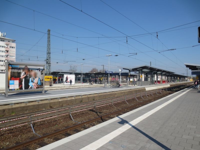S-Bf Höchst, Bstg.3, Gleis 5, 3. Sto.