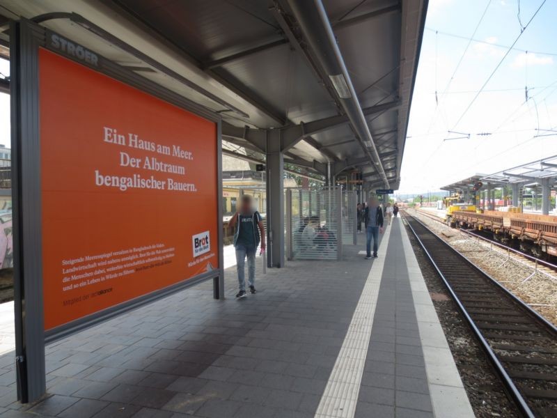 S-Bf Höchst, Bstg.1, Gleis 2, 3. Sto.