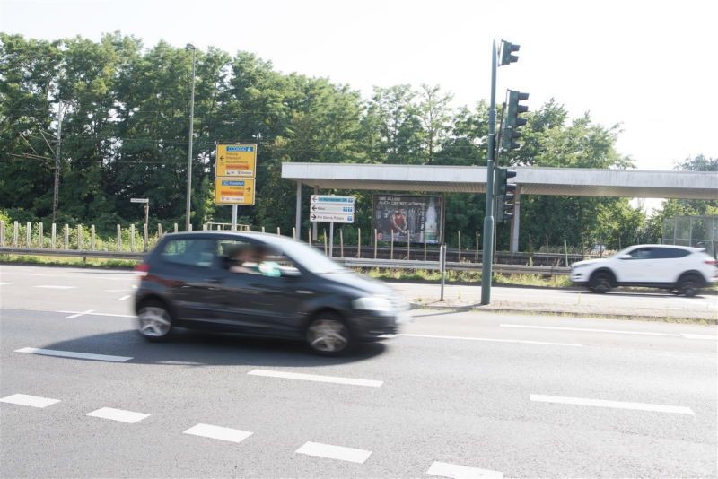 Bf West, Bstg., 1. Sto, Si. Steinheimer Tor