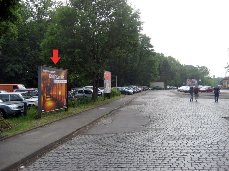 Bf / Bahnhofvorplatz