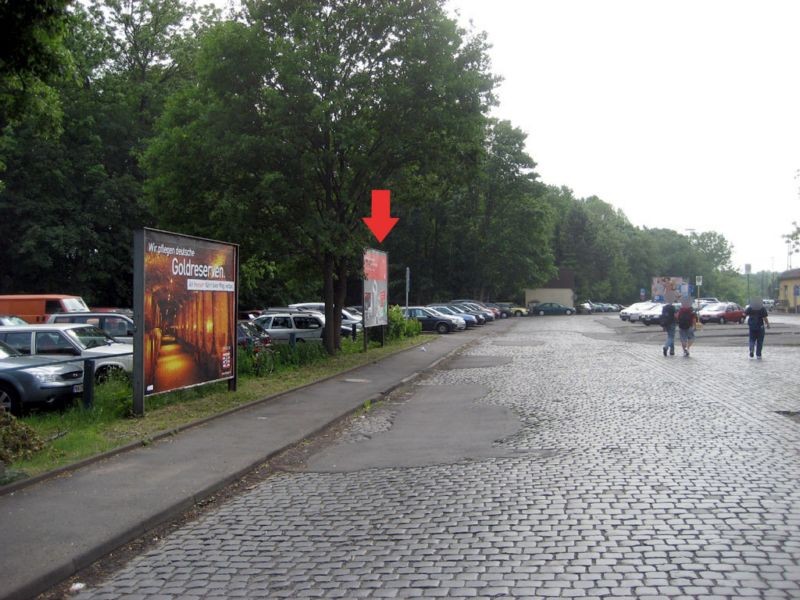 Bf / Bahnhofvorplatz