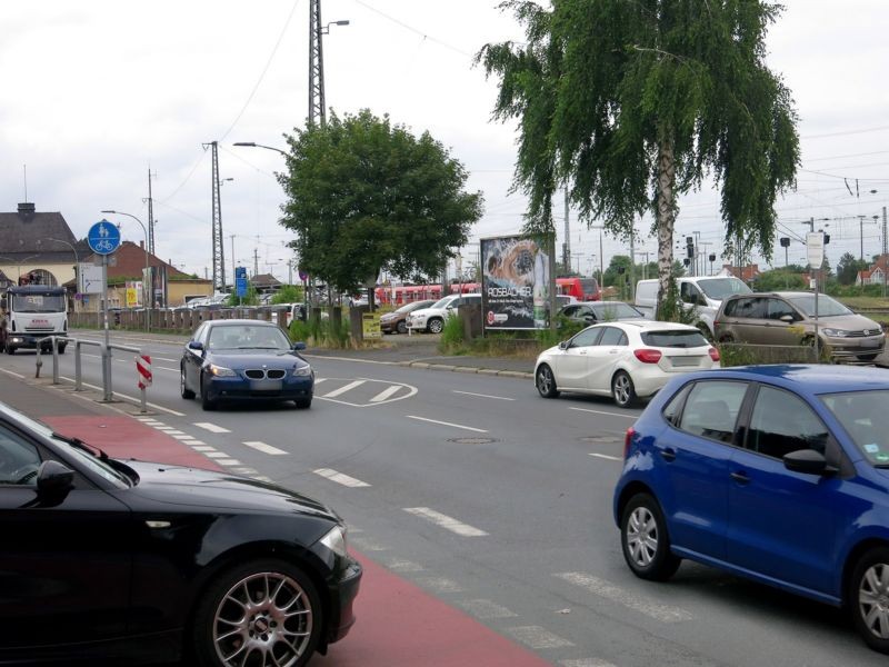 Hanauer Str. geg. Karlsbader Str .Links