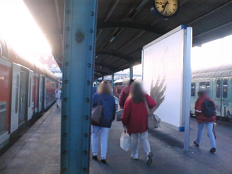 Hbf, Bstg., Gleis 11