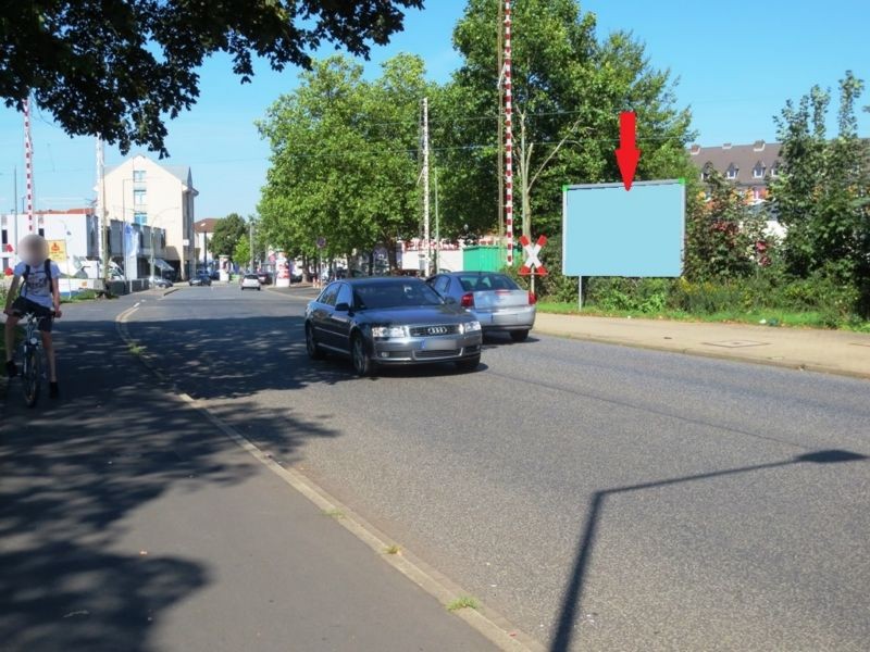 Ochshäuser Str./Bahnübergang Ri. Leipziger Str.