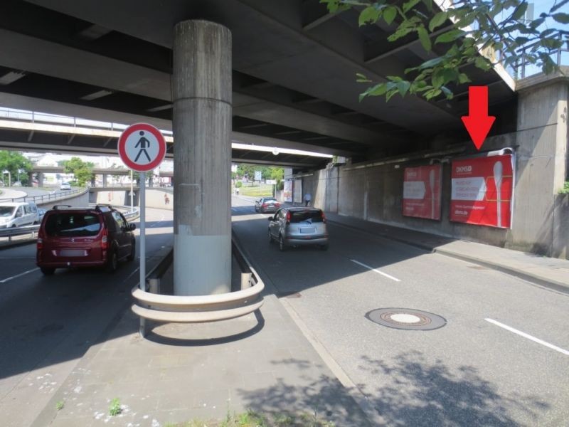 Am Wöllershof Ufg. PHS Löhr-Center geg. re.