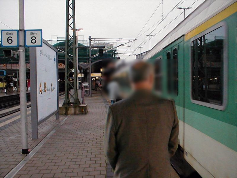 Hbf, Bstg., Gleis 8