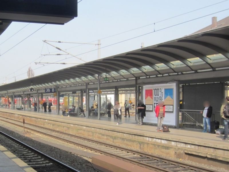 Hbf, Bstg., Gleis 3 b