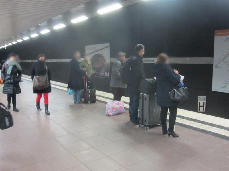 S-Bf Flughafen, tief, HGL 1, 2. Sto.