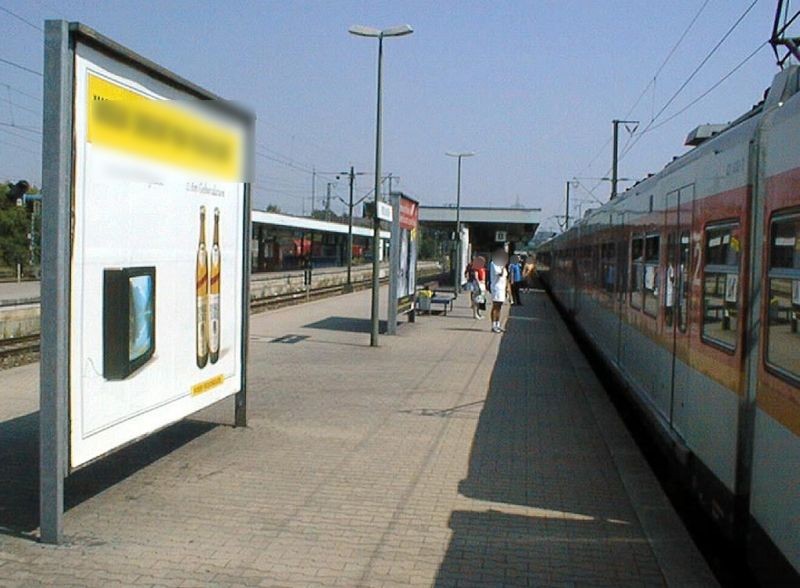 S-Bf Böblingen, Bstg., Gl. 2, 1.Sto.