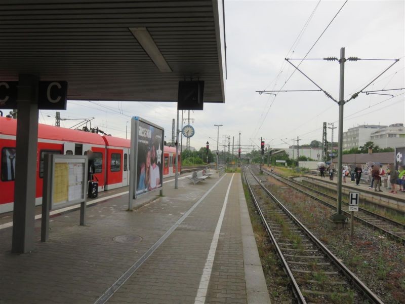 S-Bf Böblingen, Bstg., Gl. 4, 2.Sto.