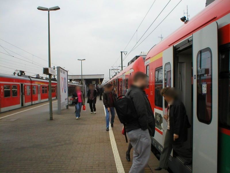 S-Bf Böblingen, Bstg., Gl. 2, 2.Sto.