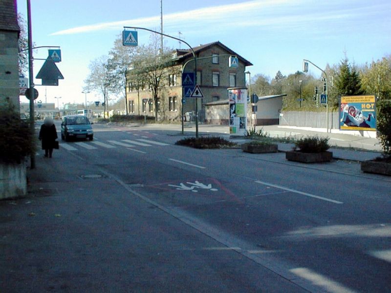 Mühlstr, Bf.str, re. von DB-Geb, S-Bf Leonberg