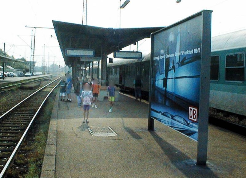 Bf, Bstg., Gleis 2, 2. Sto.