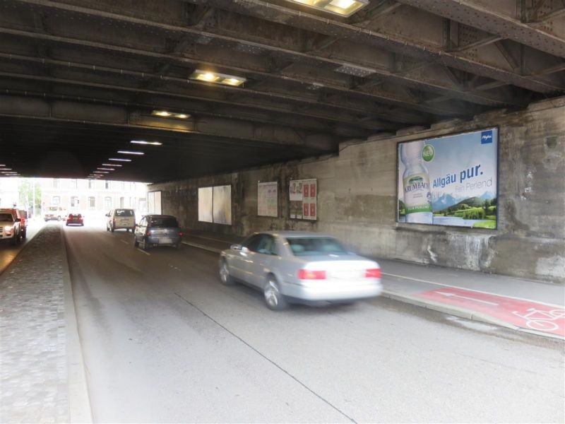 Hoferstr/Pflugfeldstr Ufg. li. ew