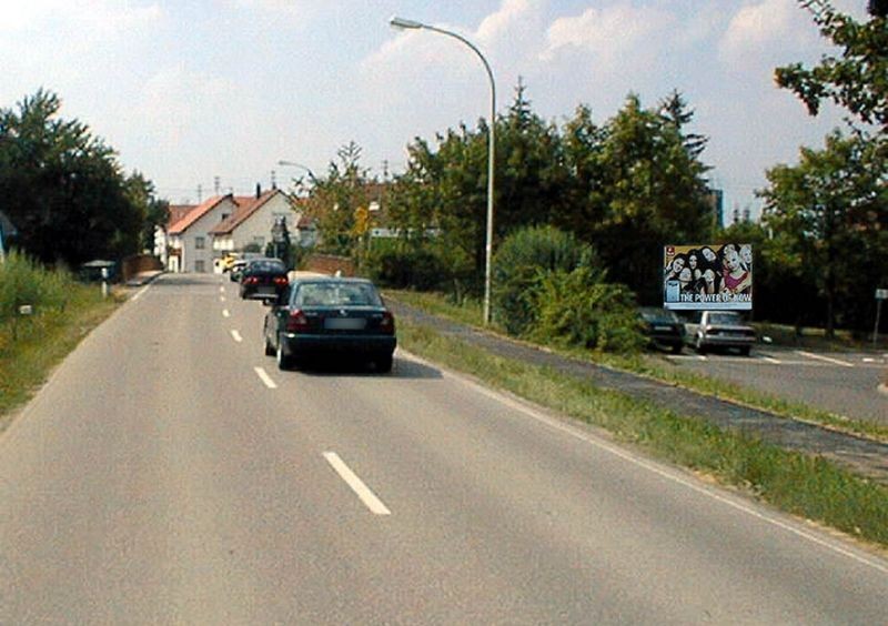 S-Bf Nellmersbach, Ausg. links neb. Lampenmast