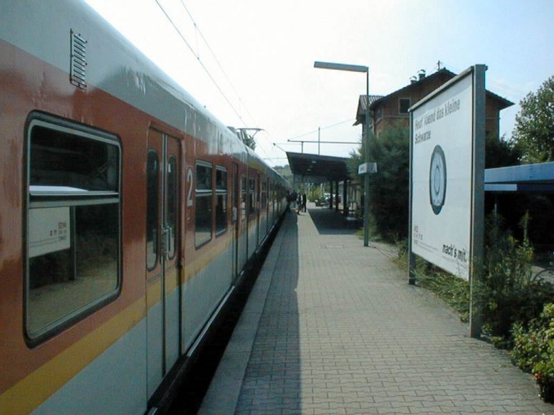 S-Bf Schwaikheim, Bstg., Gleis 1, 2. Sto.