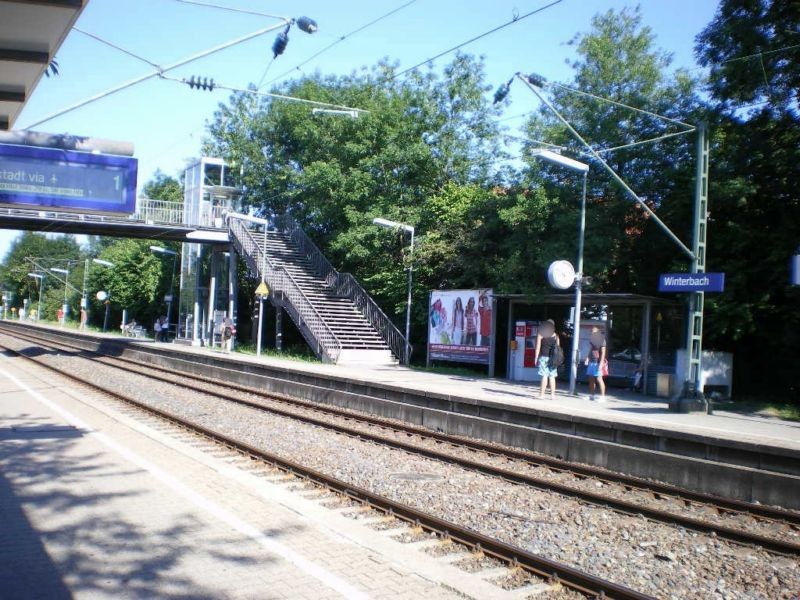 S-Bf Winterbach, Bstg., Gleis 2, 1. Sto.