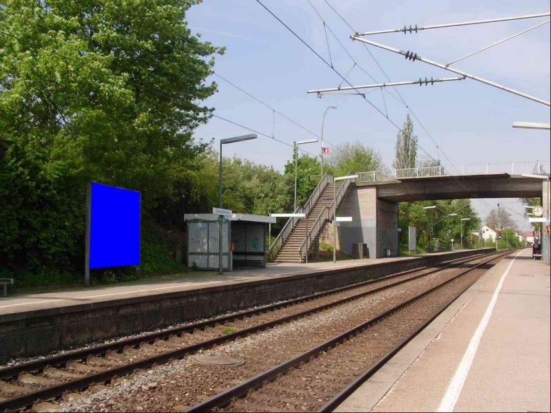 S-Bf Geradstetten, Bstg., Gleis 2, 1. Sto.