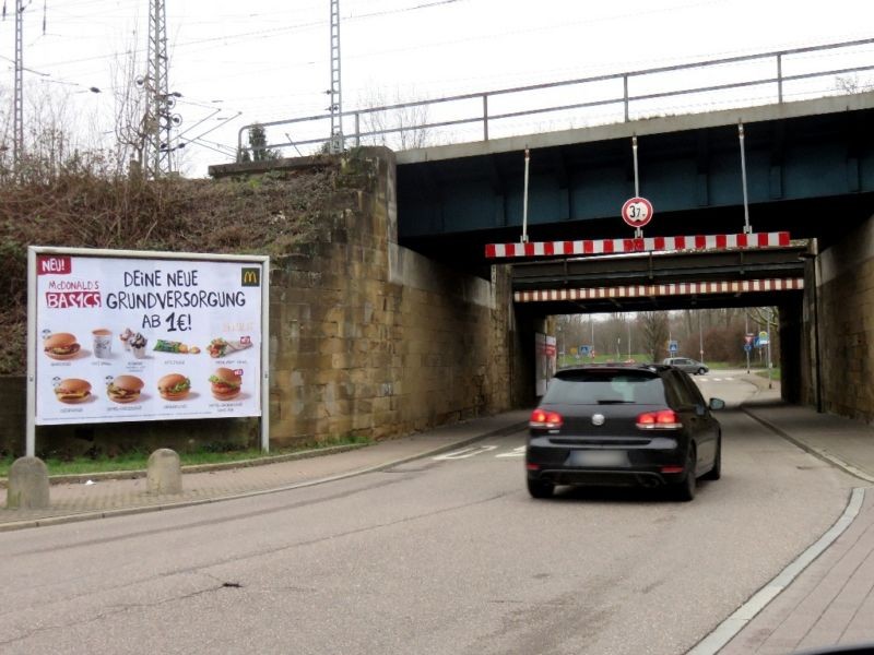 Seestr./Neue Str quer vor DB-Brücke